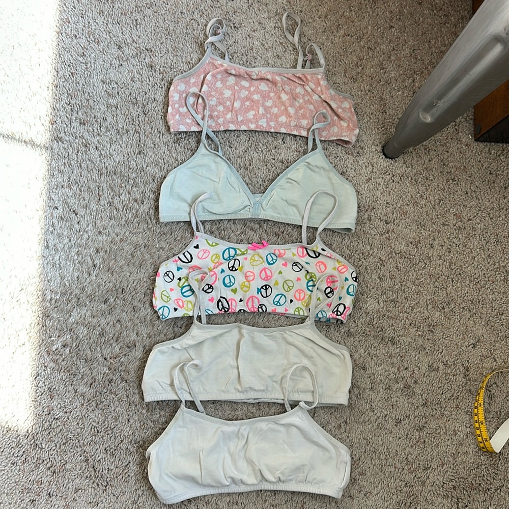 GIRLS training bra set of 5 size Large